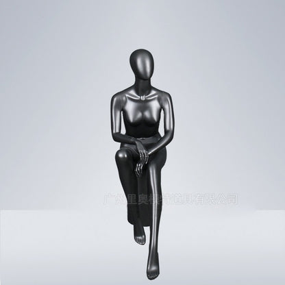 Maniquí femenino de cuerpo entero de fibra de vidrio para ropa interior negra, para exhibición de prendas. 